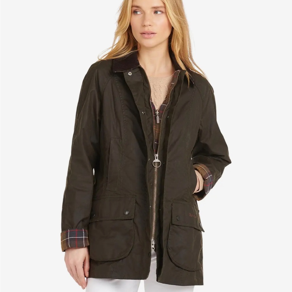 Barbour Classic Beadnell Wax Jacket in size USA 0 in olive - worn once